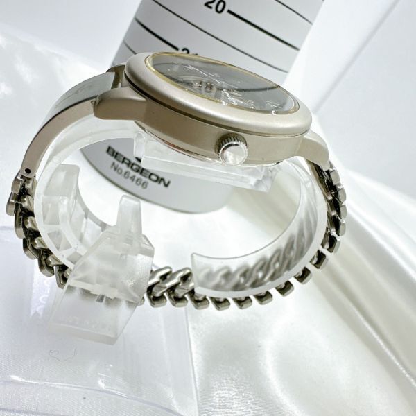 A2404-4-2 １円スタート 自動巻き 稼働品 agnes b アニエスベー メンズ腕時計 裏スケ シルバーの画像3