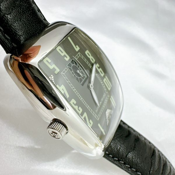 A2404-8-2 １円スタート クオーツ　稼働品　箱付き　エンポリオアルマーニ　EMPORIO ARMANI　メンズ腕時計　スモセコ　_画像4