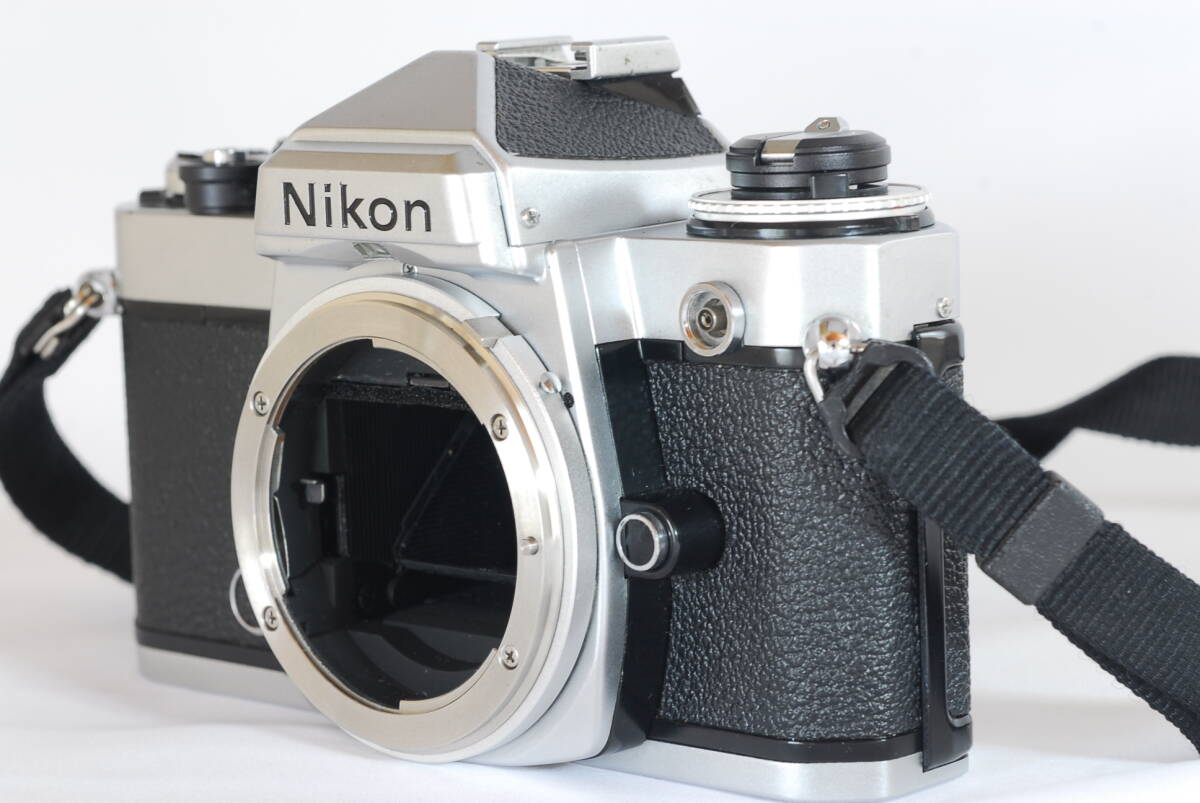 【超美品】 Nikon ニコン FE シルバーボディ シャッターOK モルト張替え済み      #341の画像2