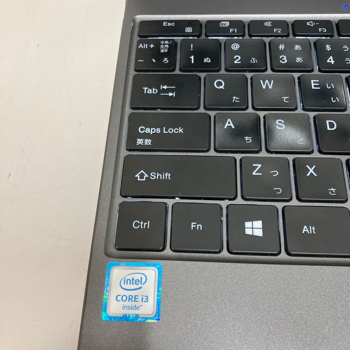 E104 WAJUN Pro-x11 Core i3第6世代　メモリ不明　ジャンク_画像3