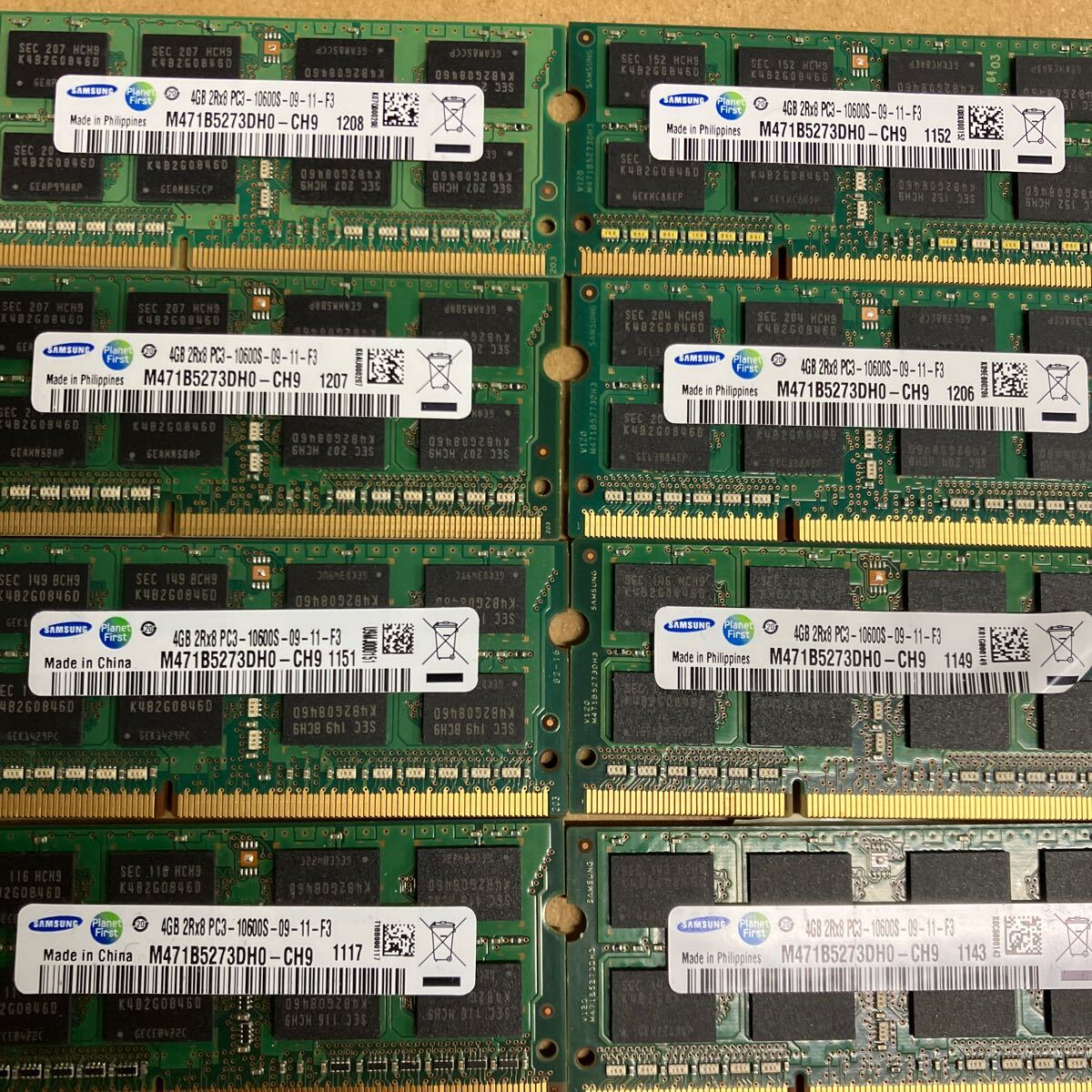 E142 SAMSUNG ノートPCメモリ 4GB 2Rx8 PC3-10600S 19枚の画像2
