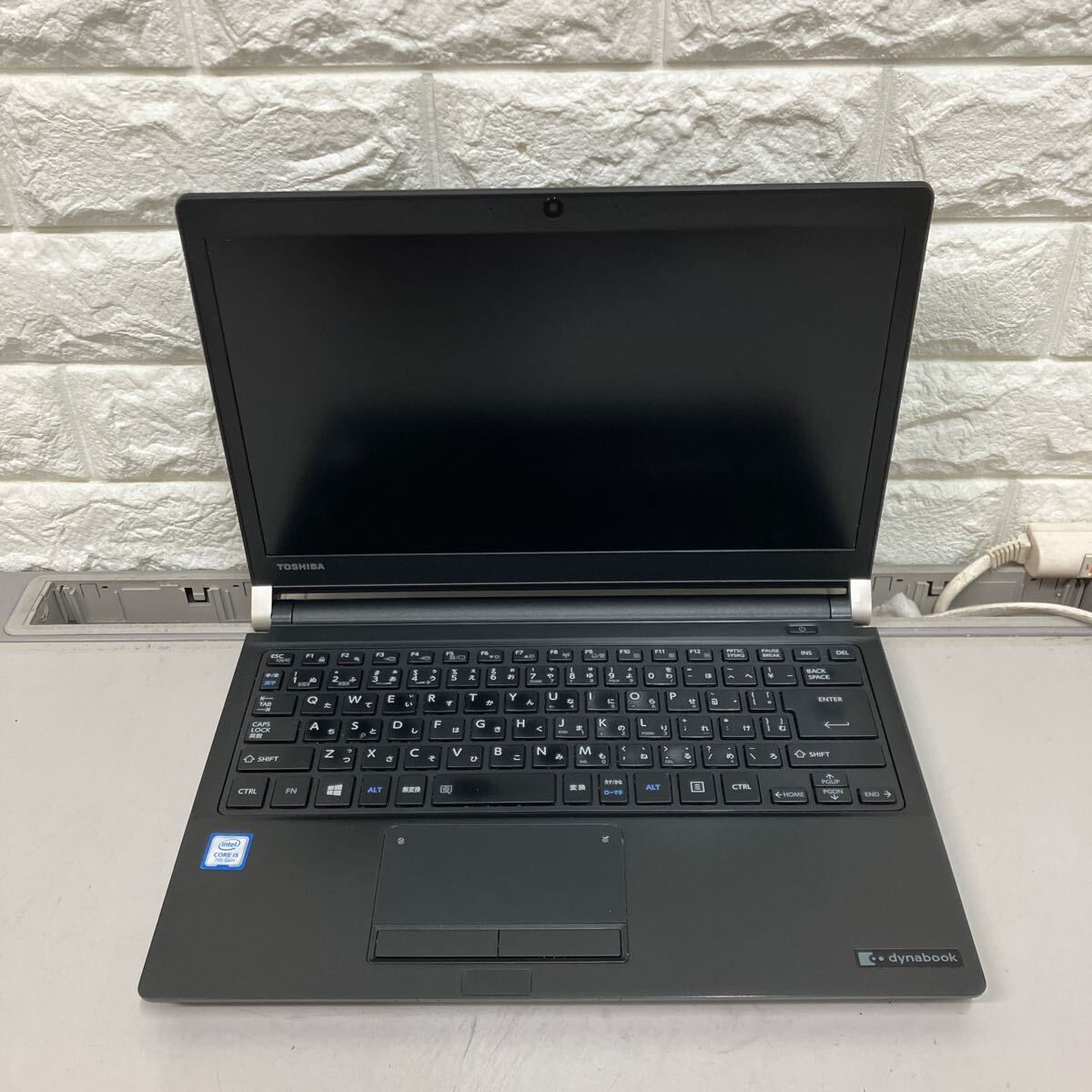 E177 TOSHIBA dynabook R73/M PR73MBC4547AD21 Core i5 7300U メモリ8GB_画像1