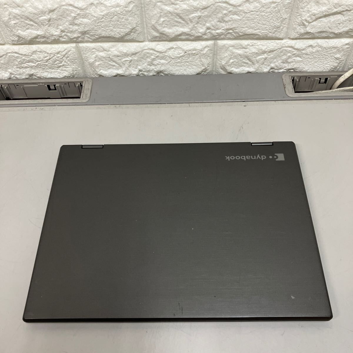 F165 TOSHIBA dynabook V82/B PV82BMP-NJA Core i7 7500U メモリ8GBの画像4