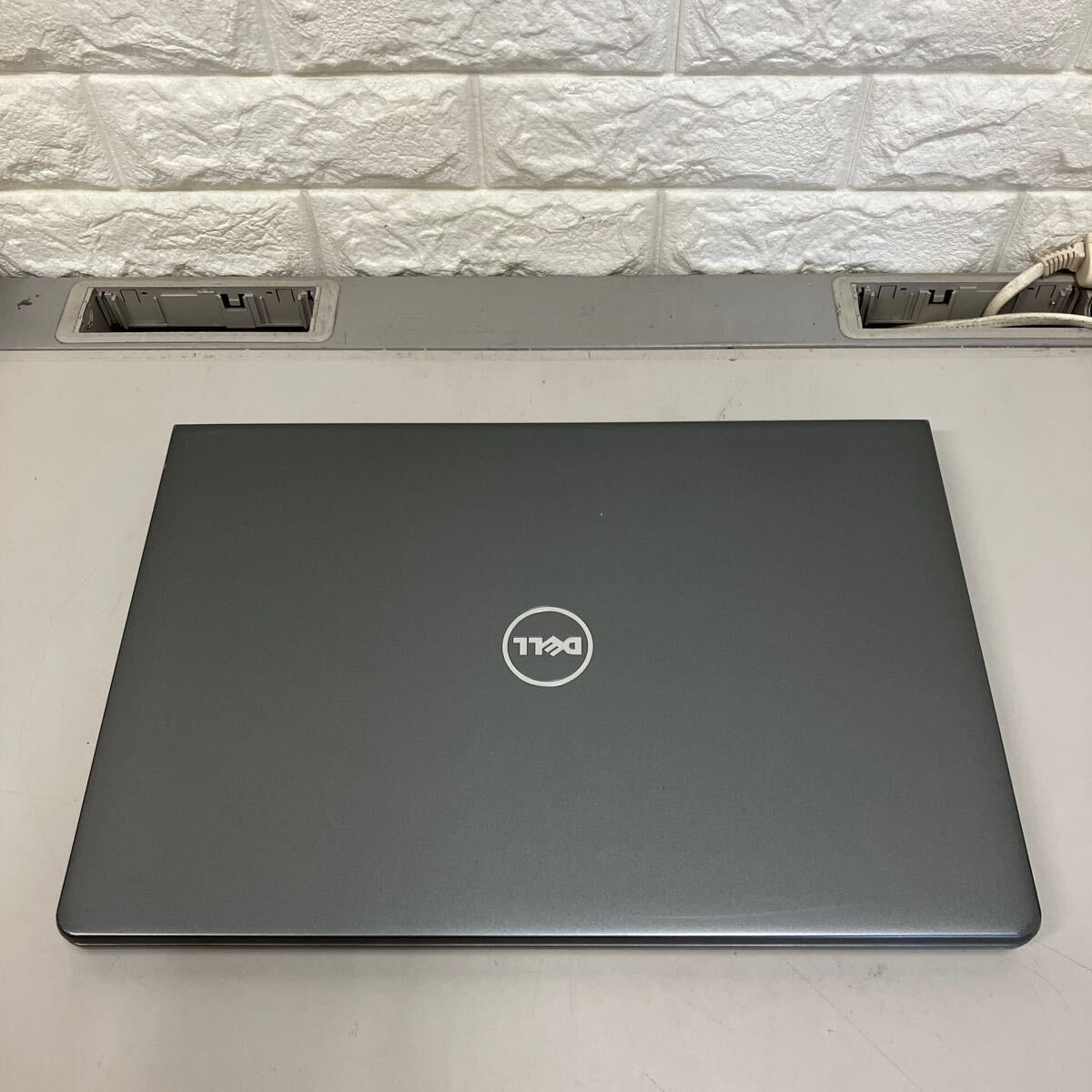 F192 DELL Vostro 15 P63F Core i5 no. 7 generation memory 8GB BIOS lock 