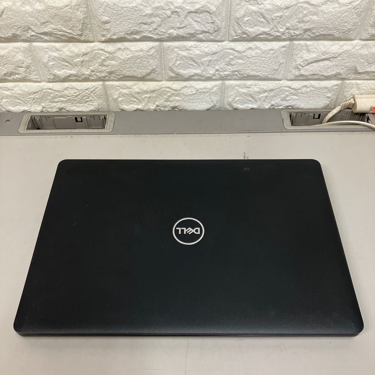 ★ H140 DELL Latitude 3580 P79G Core i5 6200U メモリ8GBの画像3