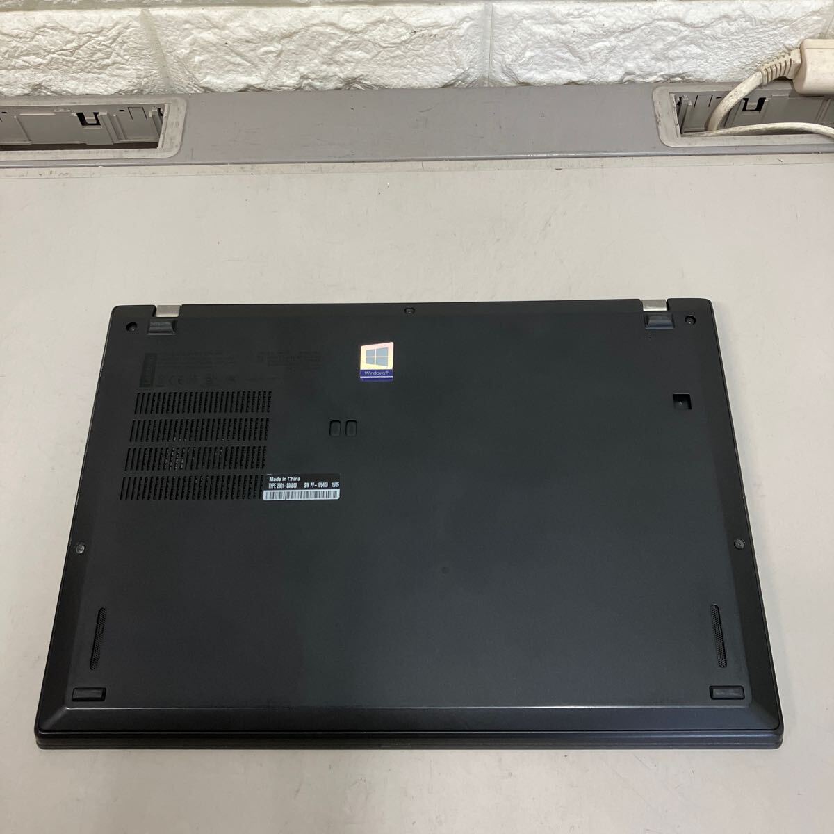 H192 Lenovo ThinkPad X390 Core i3第8世代 メモリ不明 ジャンクの画像5