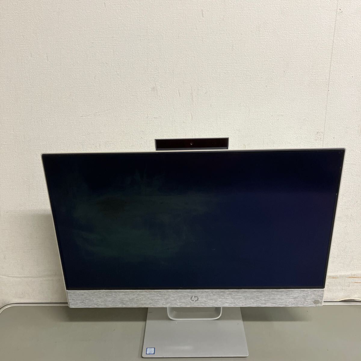 J138 HP All-in-One 24-X015 Core i7 第七世代　ジャンク　_画像1