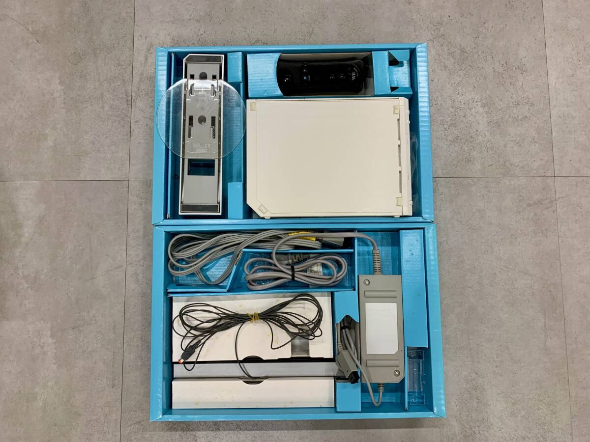 F2932y Wii 本体 Wiiフィット 太鼓の達人 リモコン ヌンチャク ソフトまとめ 付属品 動作未確認 ジャンク品 現状品 同梱不可