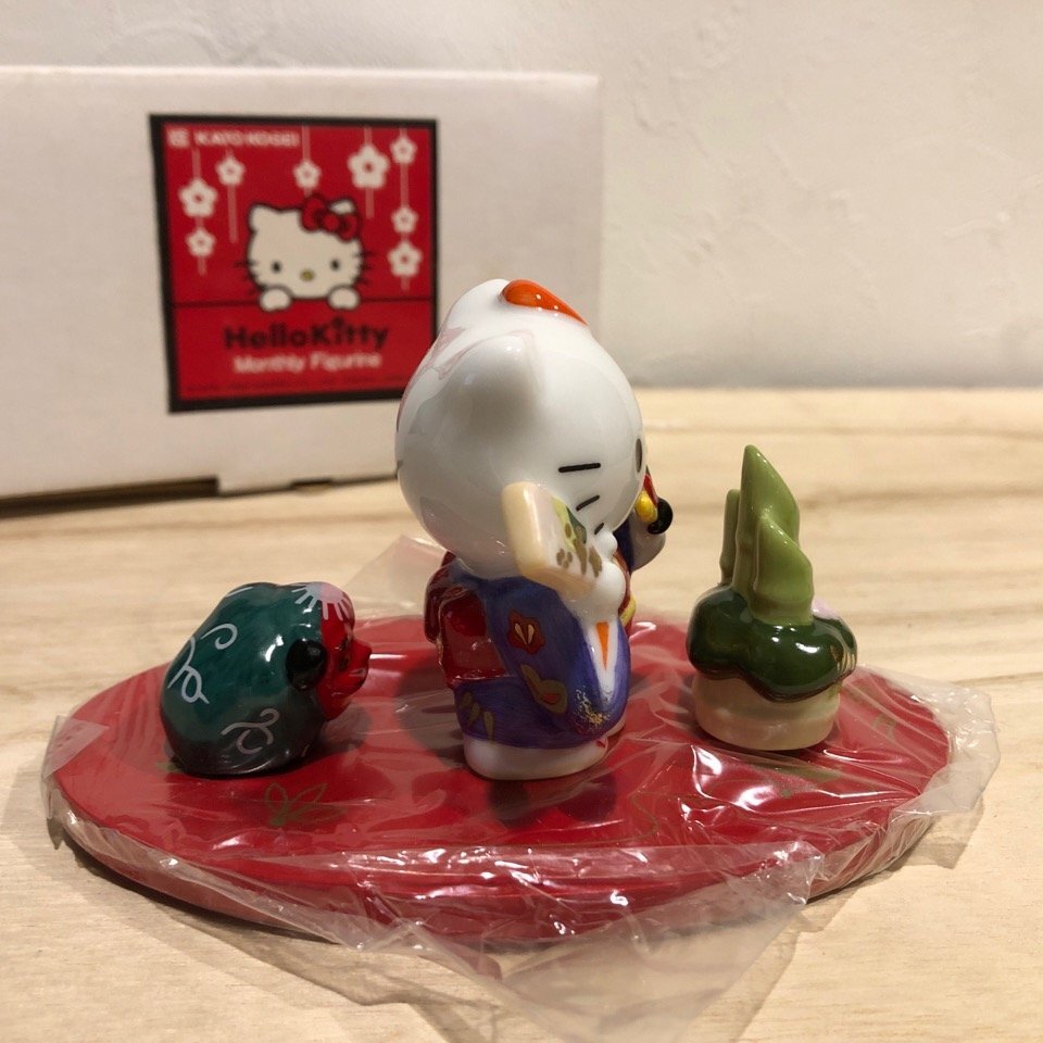加藤工芸 ハローキティ マンスリーフィギュア Yahoo!オークション - 箱付き キティちゃん マンスリー