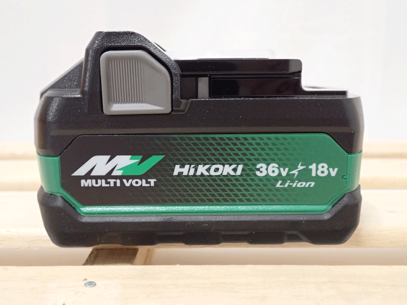 【新品】Hi KOKI ハイコーキ 36V コードレス丸のこ 165mm C3606DB(NN) 急速充電器 UC18YDL2 BSL36A18X リチウムイオン電池付_画像5