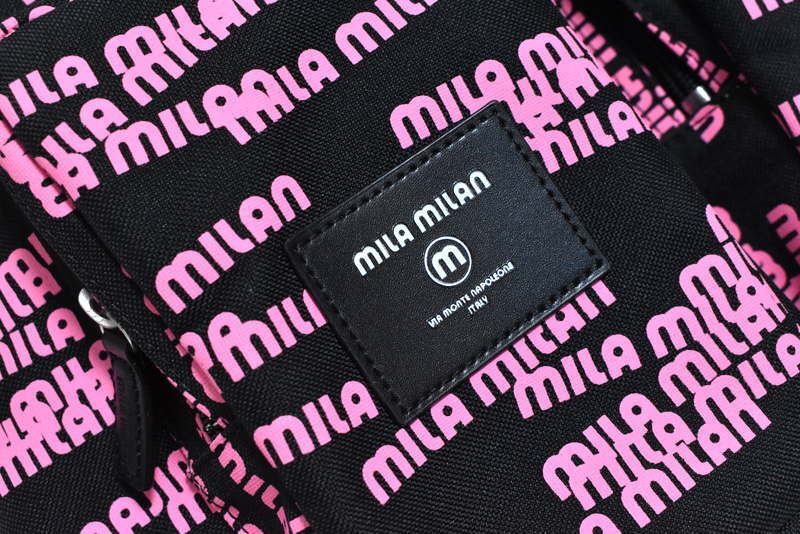 新品 mila milan ミラミラン ''スピーガ'' 大容量 リュック【定価2万2000円】258723 IKETEI ピンク イケテイ 撥水素材 デイパック _画像8