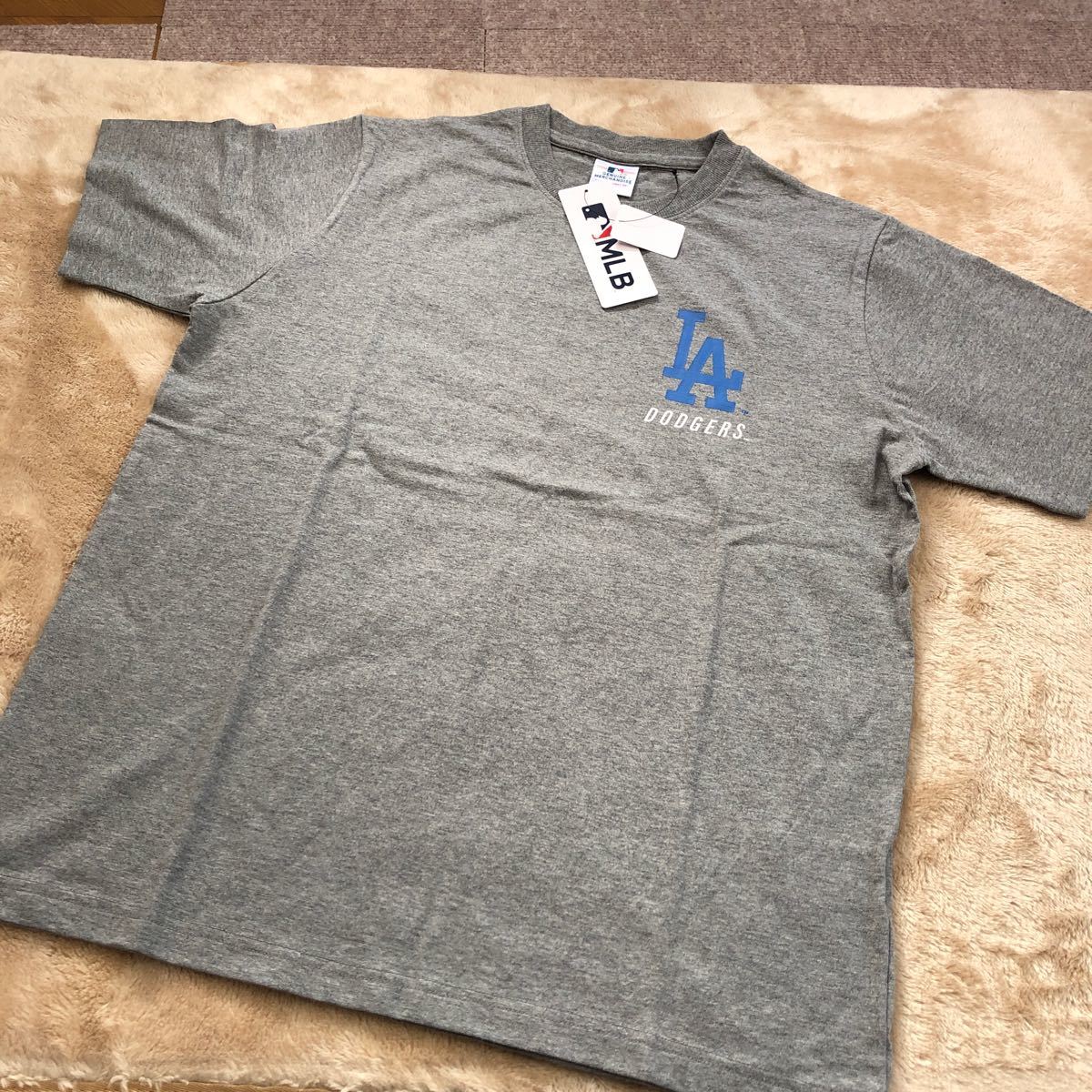 新品 MLB 半そでTシャツ グレー サイズLL 大谷翔平 ロサンゼルスドジャースの画像2