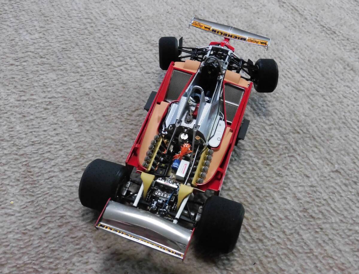 美品 EXOTO製 Ferrari フェラーリ312 T4/T5 1/18スケールの画像7