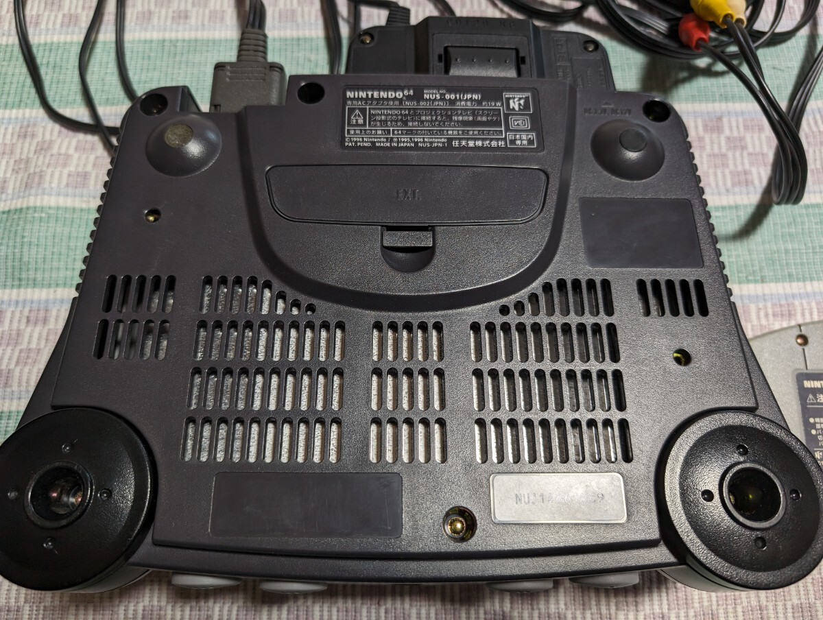 Nintendo64 ニンテンドー64+ドンキーコング64 メモリー拡張パック付き コントローラー欠品 任天堂の画像6