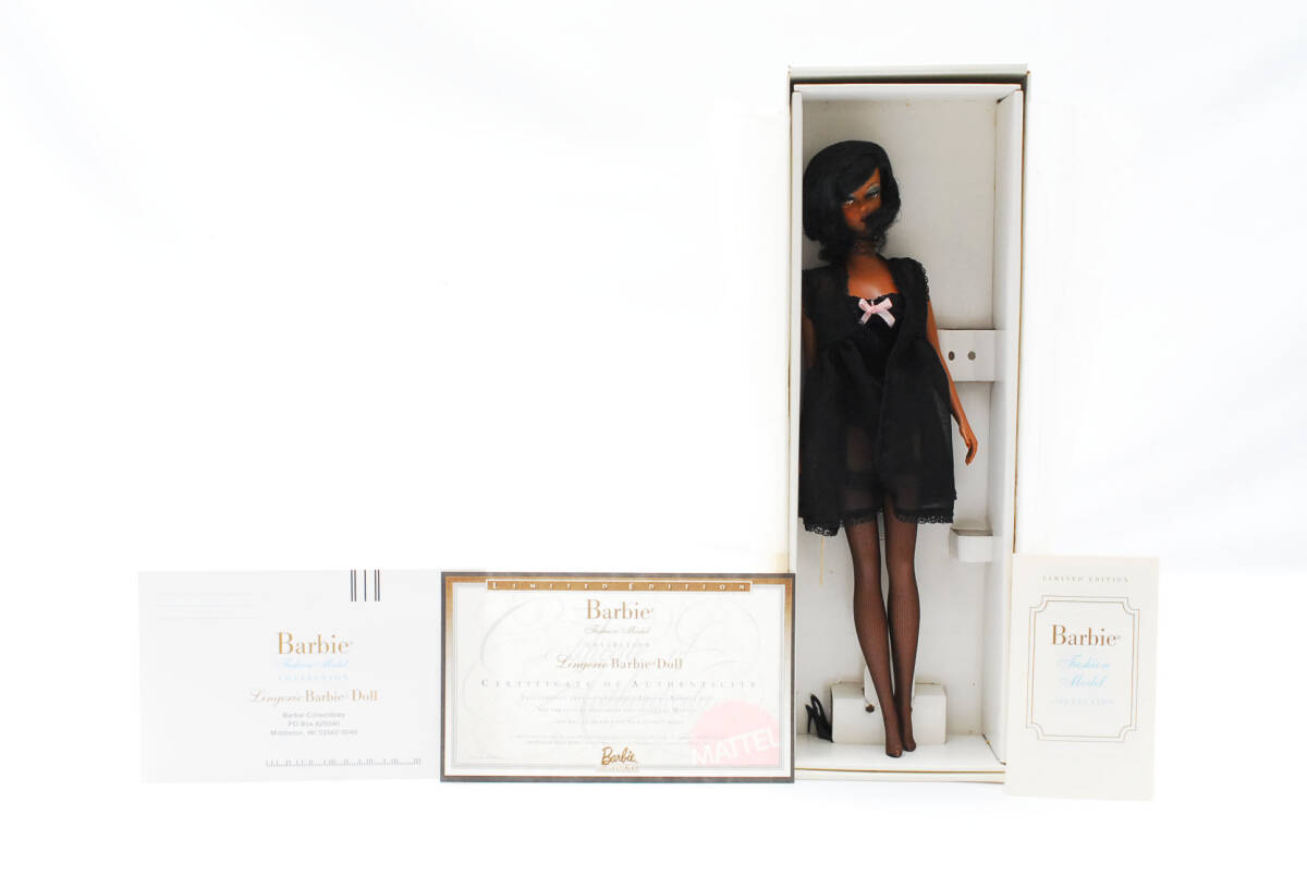 10200円 未使用 Barbie GOLD LABEL Fashion Model COLLECTION 10200円 未使用 Barbie GOLD LABEL Fashion Model COLLECTION