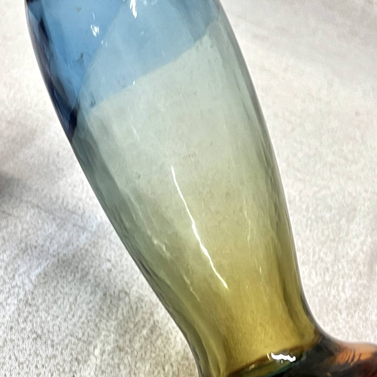 ガラスの花器 花瓶 一輪挿し 三色 海色 アンバー花瓶（4249）の画像5
