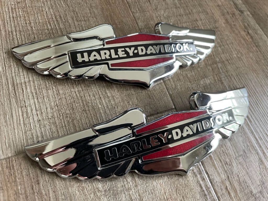 【純正】Harley Davidson SOFTAIL DELUXE ソフテイル デラックス FLSTN タンク エンブレム_画像1