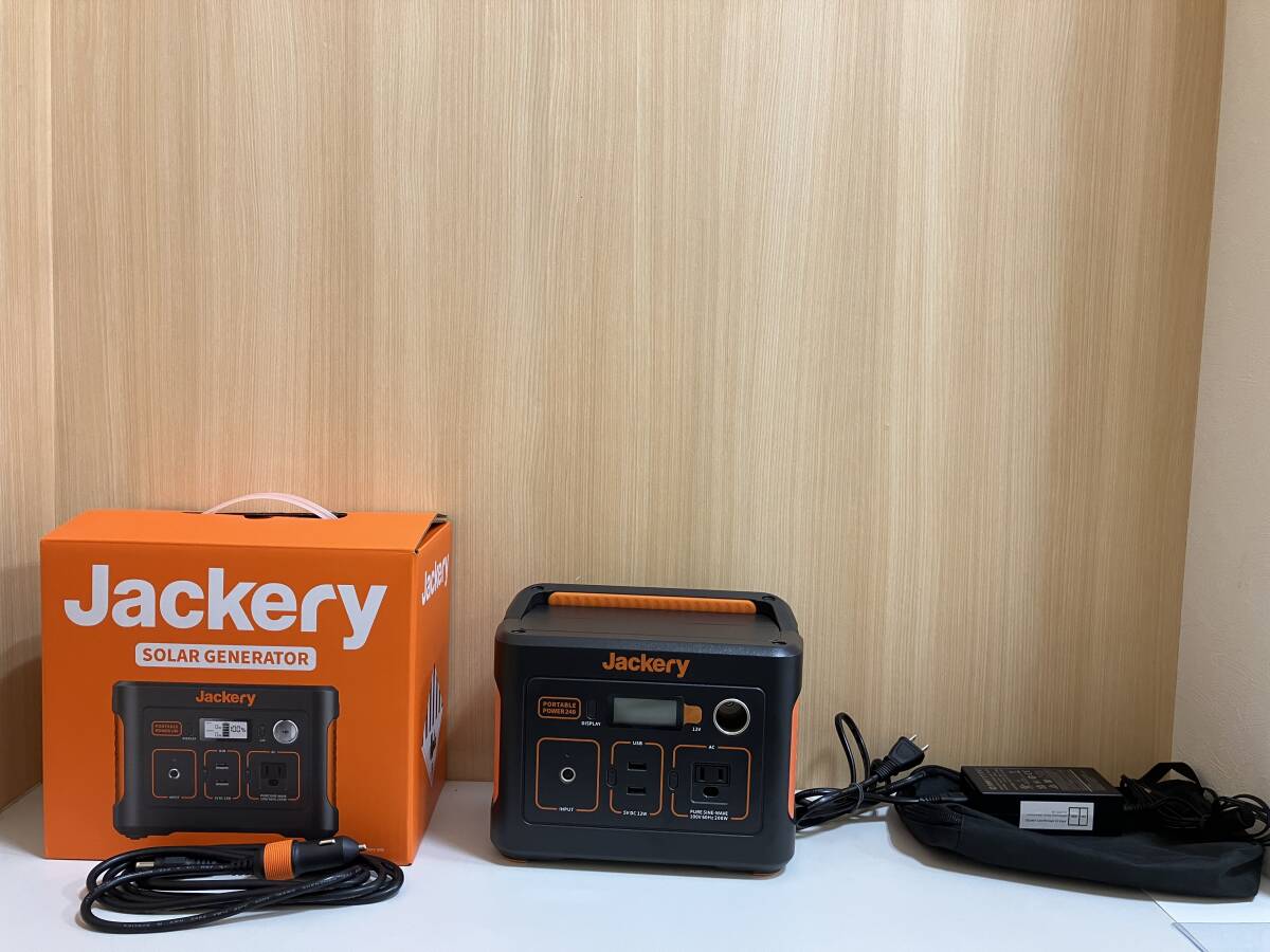 ☆　極美品　Jackery（ジャクリ）　ポータブル電源・240　PTB021　稼働確認済み　管JARR_画像1