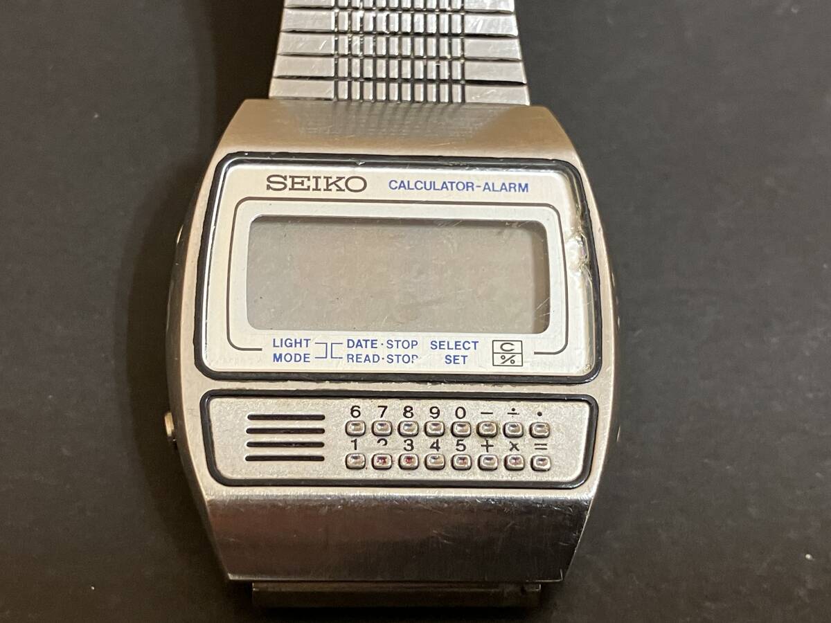 ☆SEIKO CALCULATOR ALARM セイコー カリキュレーター アラーム ウォッチ C359-5000 デジタル 時計 腕時計 シルバー 動作未確認 ジャンク品の画像2