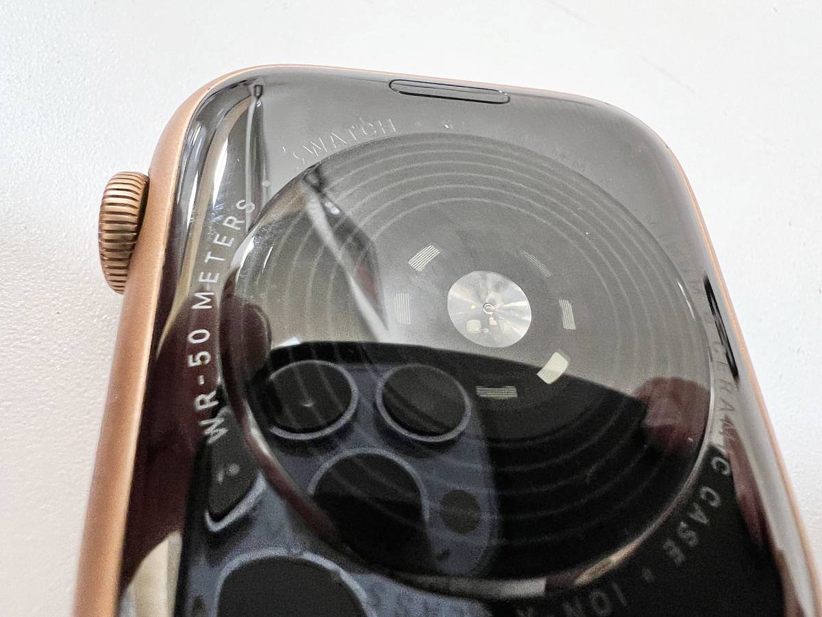 ☆【美品】※充電器欠品 apple アップル アップルウォッチ apple watch MKQ53J/A A2352 第一世代 SE 44mm GPSモデル 管DAJARの画像6