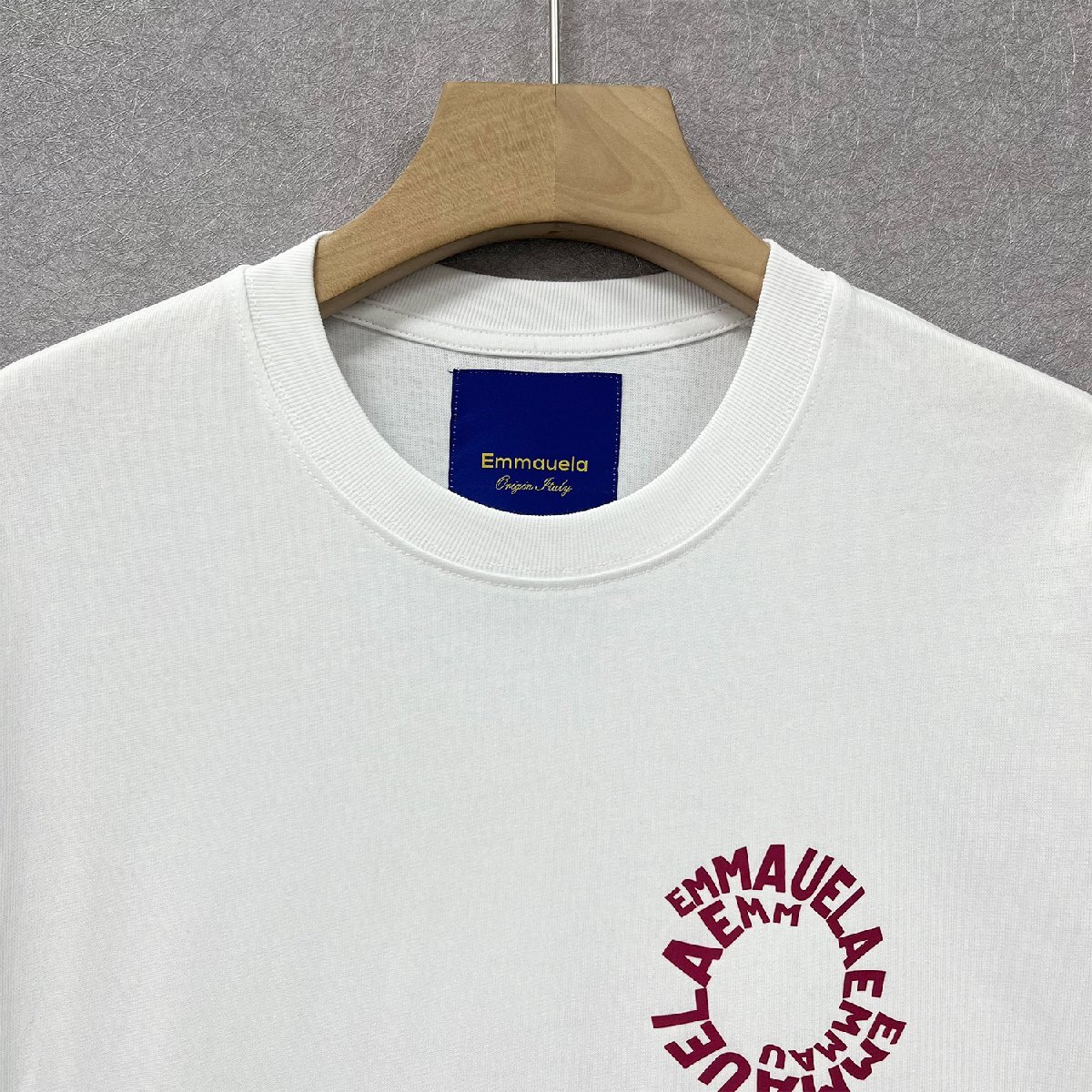 人気・半袖Ｔシャツ 定価2万◆Emmauela・イタリア・ミラノ発◆綿100％ 通気 吸湿 耐久 上品 ロゴ 英字 カットソー スウェット 絶賛 春夏2XL_画像3