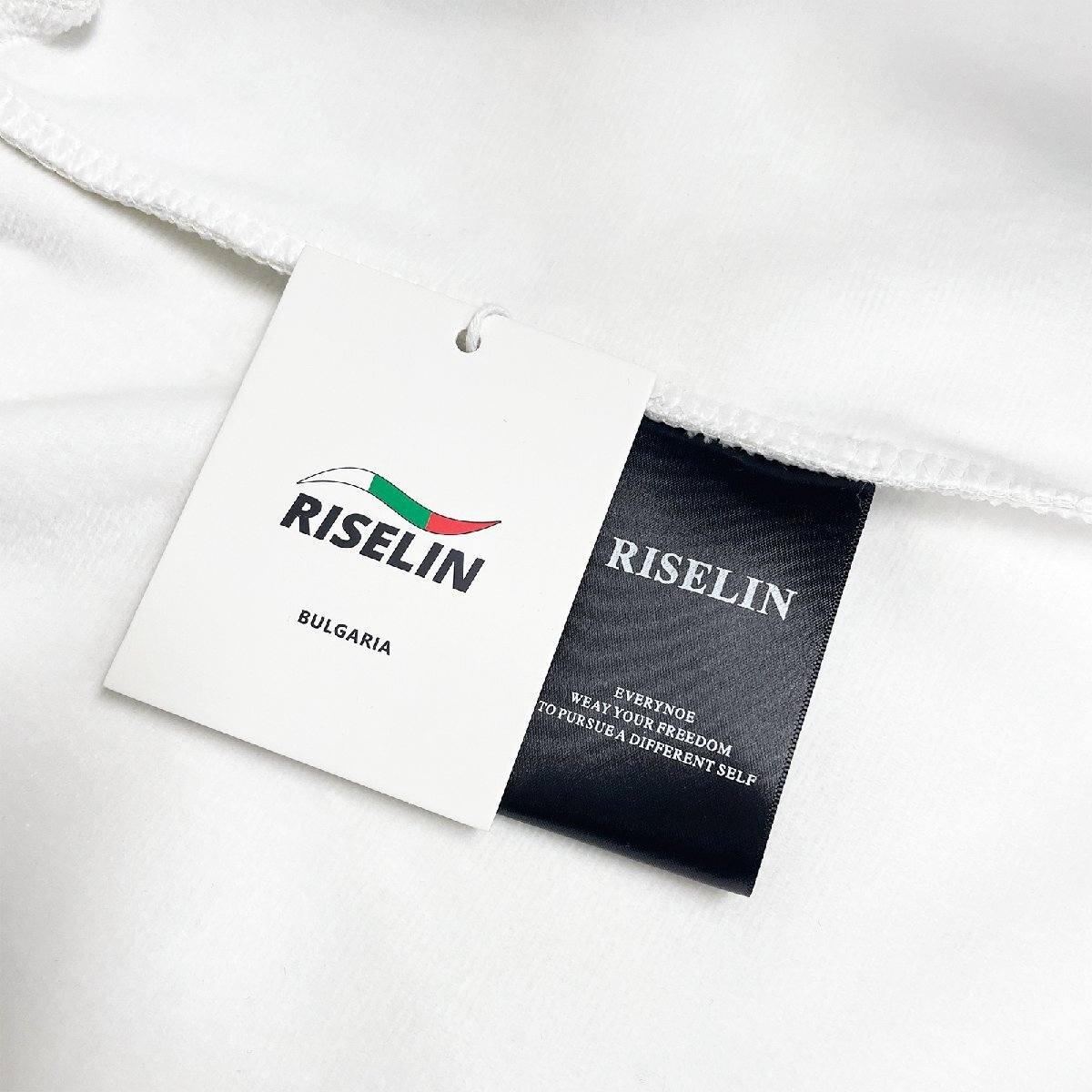 最上級ヨーロッパ製※定価4万◆ブルガリア発※RISELIN パーカー コットン100％ ソフト 保温 裏毛 蝶柄 別布 きれいめ 日常 個性 L/48サイズ_画像10