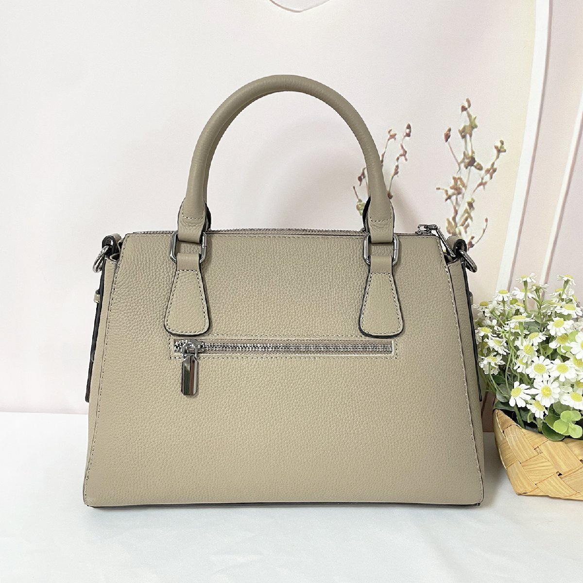  on goods * shoulder bag regular price 12 ten thousand *Emmauela* Italy * milano departure * fine quality cow leather leather high capacity diagonal ... in stock 2WAY Classic office 