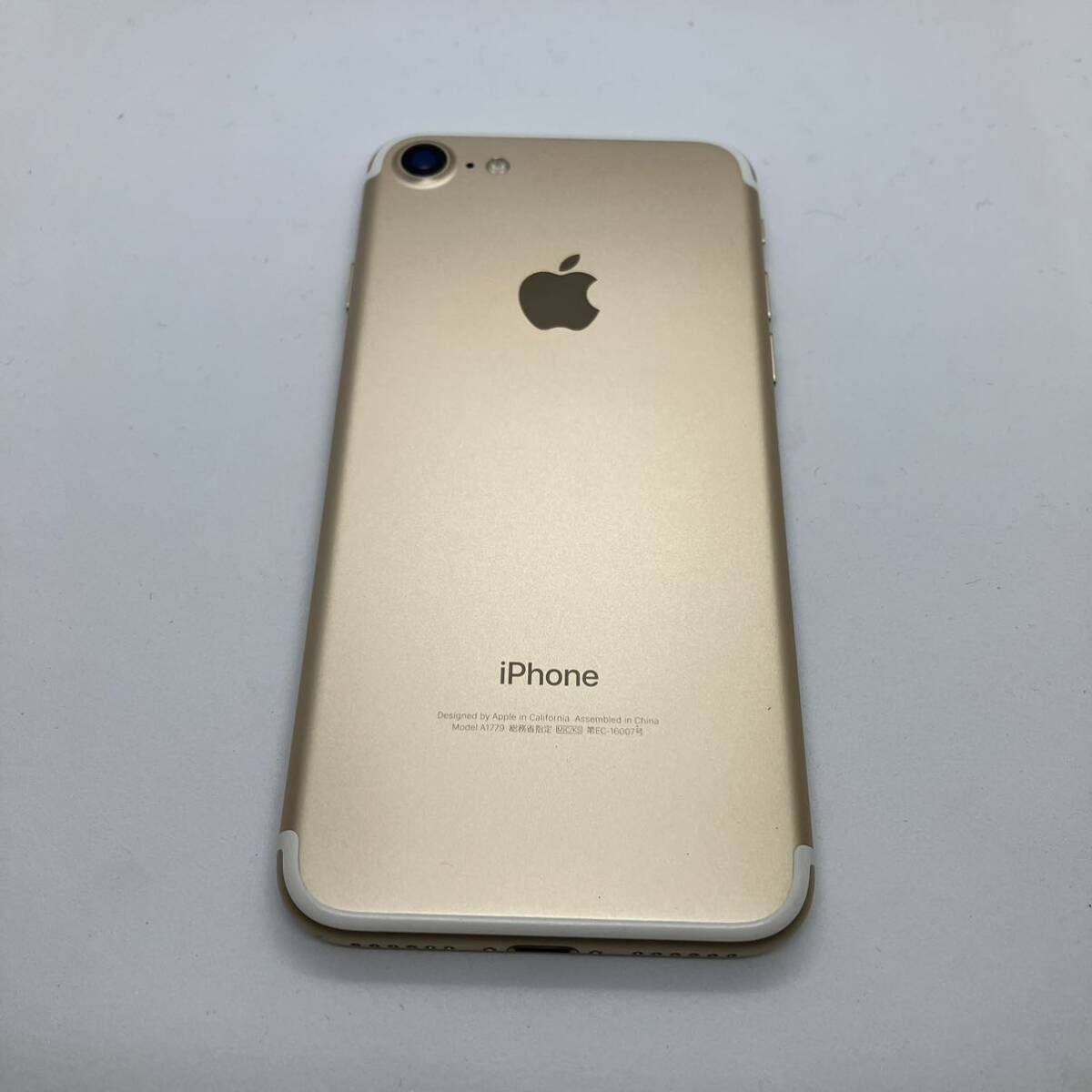 Apple iPhone7 32GB MNCG2J/A ゴールド SIMフリー スマホ バッテリー最大容量84% の画像6