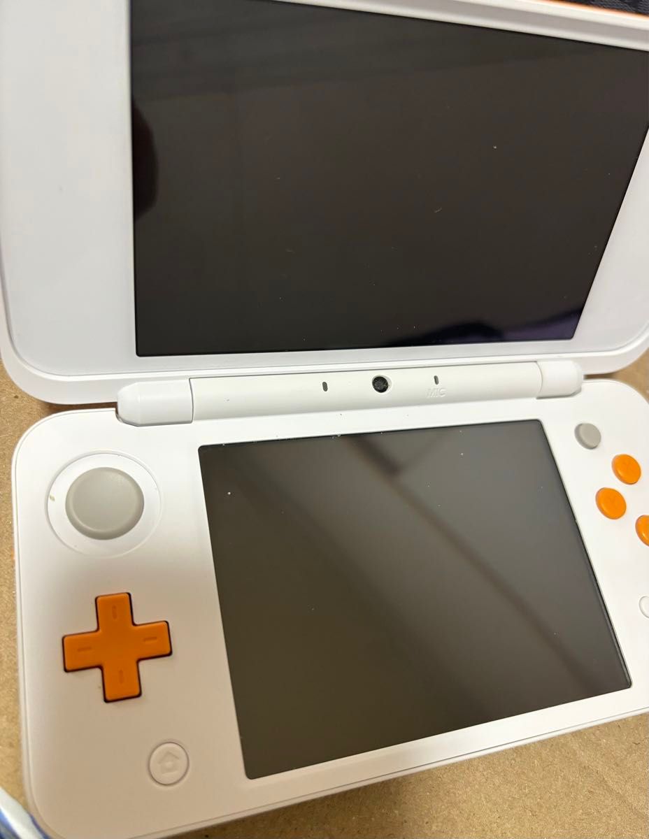 Newニンテンドー2DS 本体