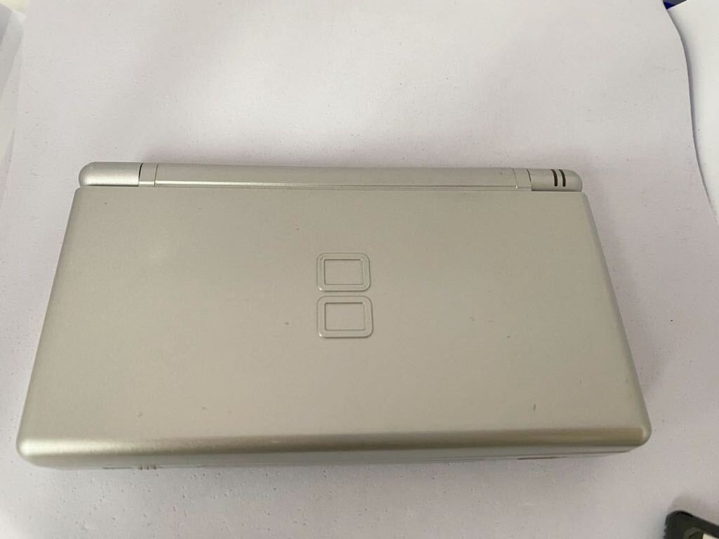 1円スタート Nintendo ニンテンドー 任天堂 DS USG-001 ニンテンドーDS ゲーム DSソフト付き 通電確認済みの画像8