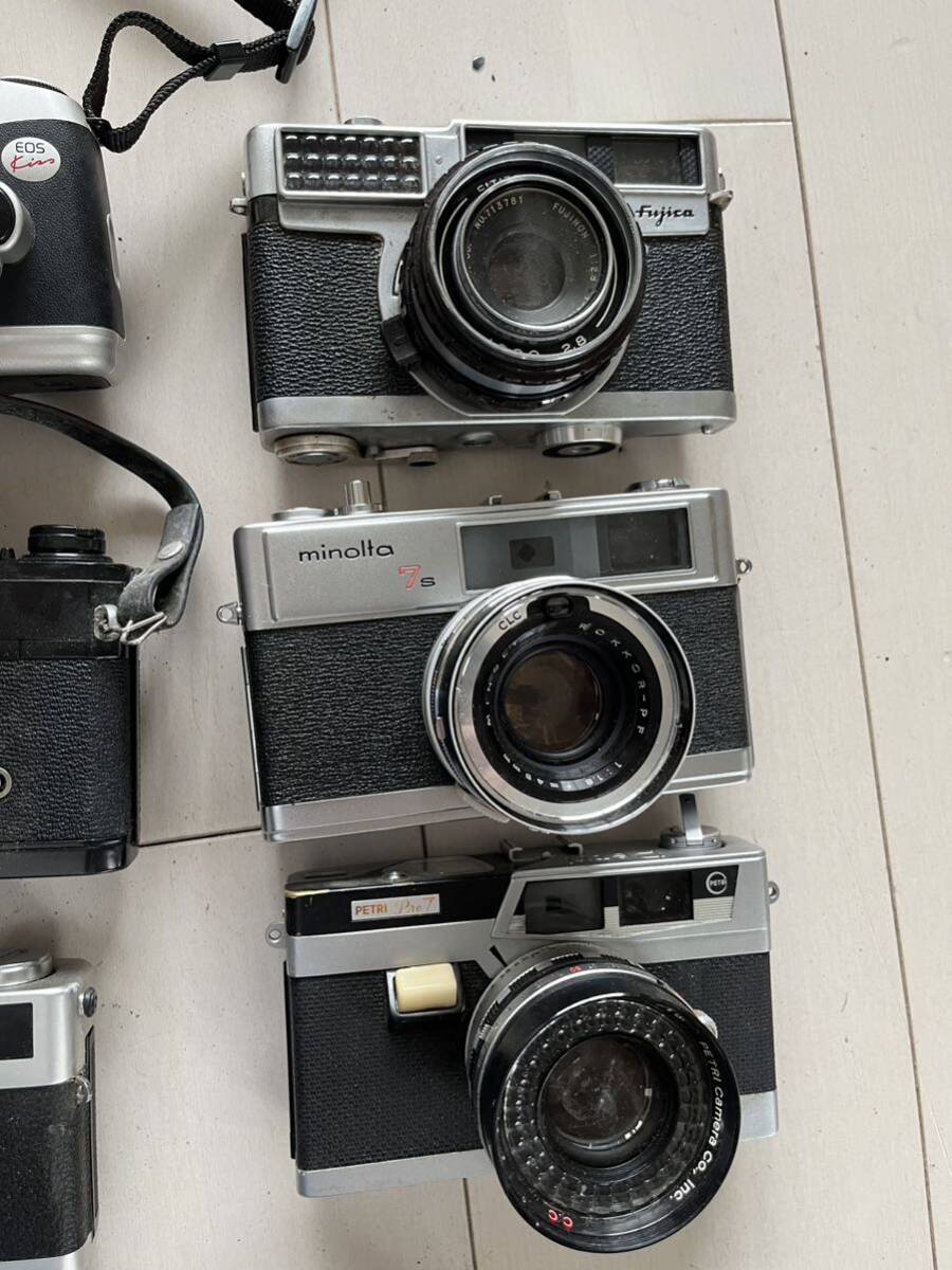 ●1円スタート カメラ6点まとめ フィルムカメラ Canon MINOLTA Fujica Petri EOS KISS FTb 7s 35-SEの画像3