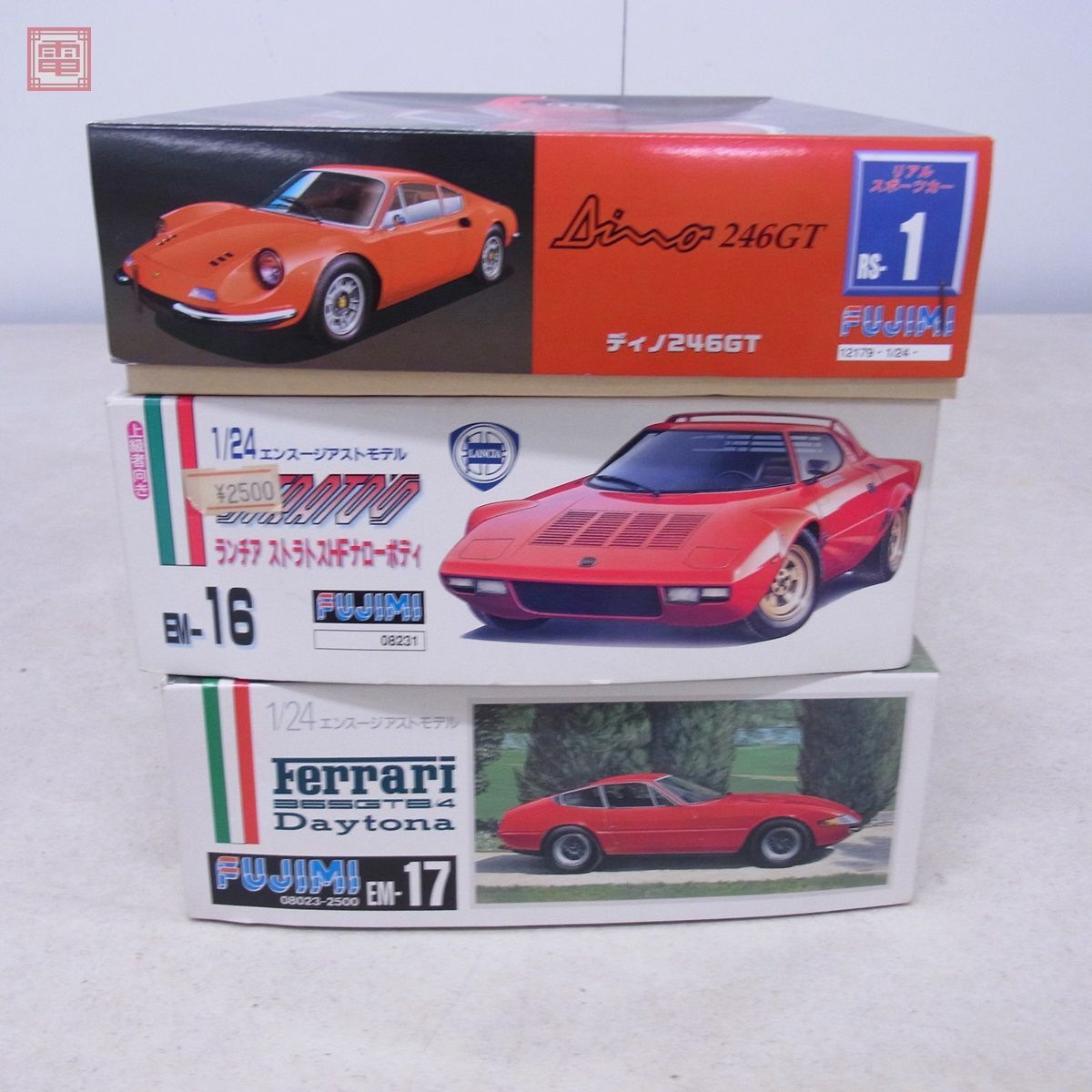 未組立 フジミ 1/24 フェラーリ 365GTB/4 デイトナ/ディノ246GT/ランチア ストラトスHFナローボディ まとめて3点セット FUJIMI【20の画像2