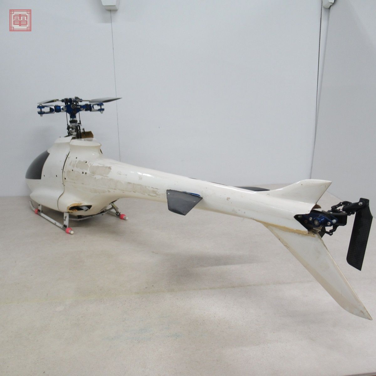 引取限定 詳細不明 ヘリコプター エンジンRC 全長約150cm/ウイングスパン63cm エンジン/サーボ/受信機 搭載 動作未確認 現状品【HTの画像2