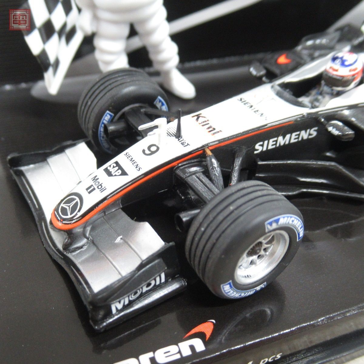 PMA 1/43 マクラーレン メルセデス MP4-20 K.ライコネン #3 ミシュラン特注 ミニチャンプス MINICHAMPS Mclaren Mercedes MICHELIN【10の画像6