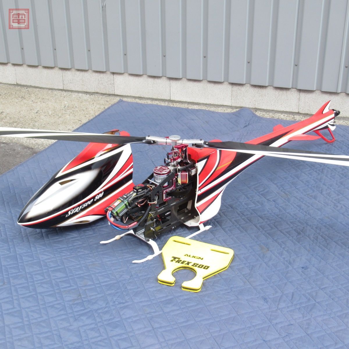 引取限定 ステイシー 800 全長約160cm モーター/サーボ/ジャイロ/受信機 搭載 電動RC ラジコン ヘリコプター 動作未確認 現状品【HTの画像3