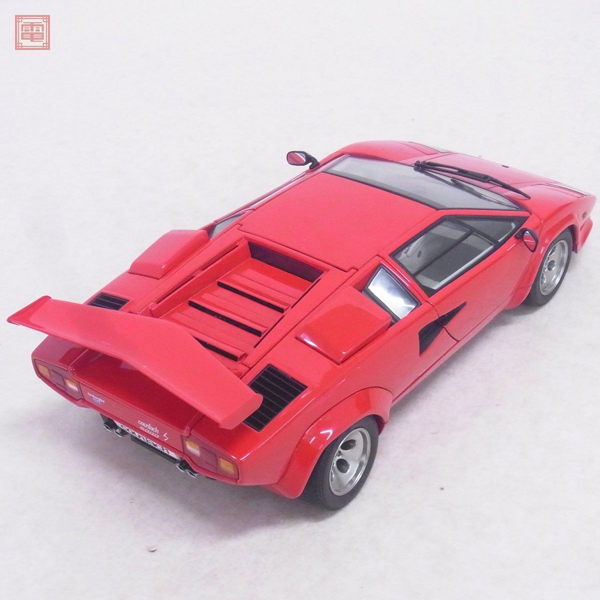 オートアート 1/18 ランボルギーニ カウンタック 5000S レッド No.74531 AUTOart Lamborghini Countach【20の画像5