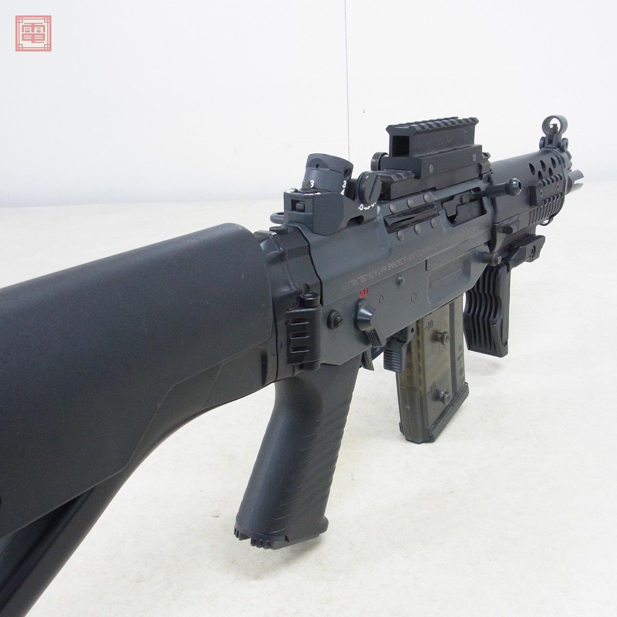 ICS 電動ガン SG-552 COMMANDO コマンドー SG552 SIG フォアグリップ マウントレール 現状品【40の画像9