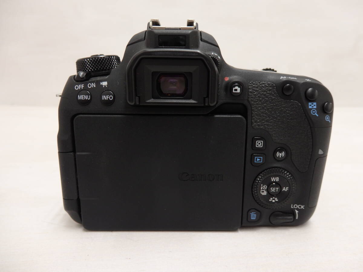 kd45) Canon EOS 9000D EF-S 18-135 IS USM Kit デジタル一眼レフカメラ レンズキット Wi-Fi機能搭載 中古の画像4