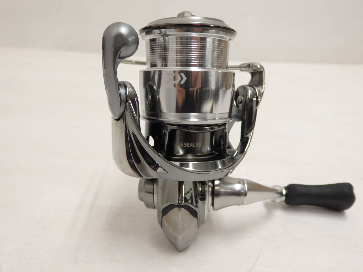 tu52) Daiwa ダイワ 22 イグジスト SF1000S-P EXIST の画像2