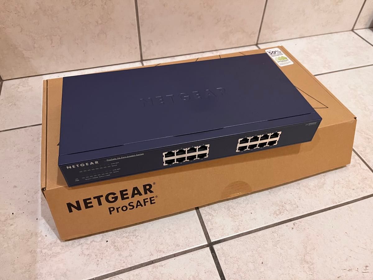 NETGEAR JGS516-300JPS 16ポートスイッチングHUB（未使用品） 