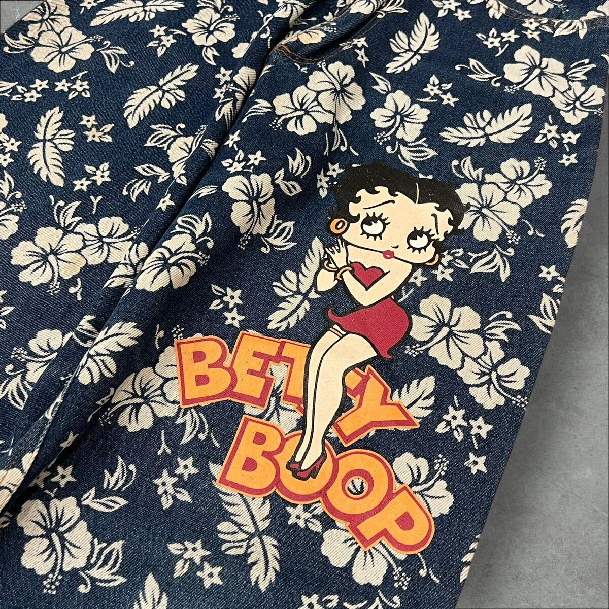 90s 00s Betty Boop ベティ ブープ ワイド デニム パンツ 花柄 キャラクター ストレート 濃紺 90年代 2000年代 ヴィンテージ_画像4