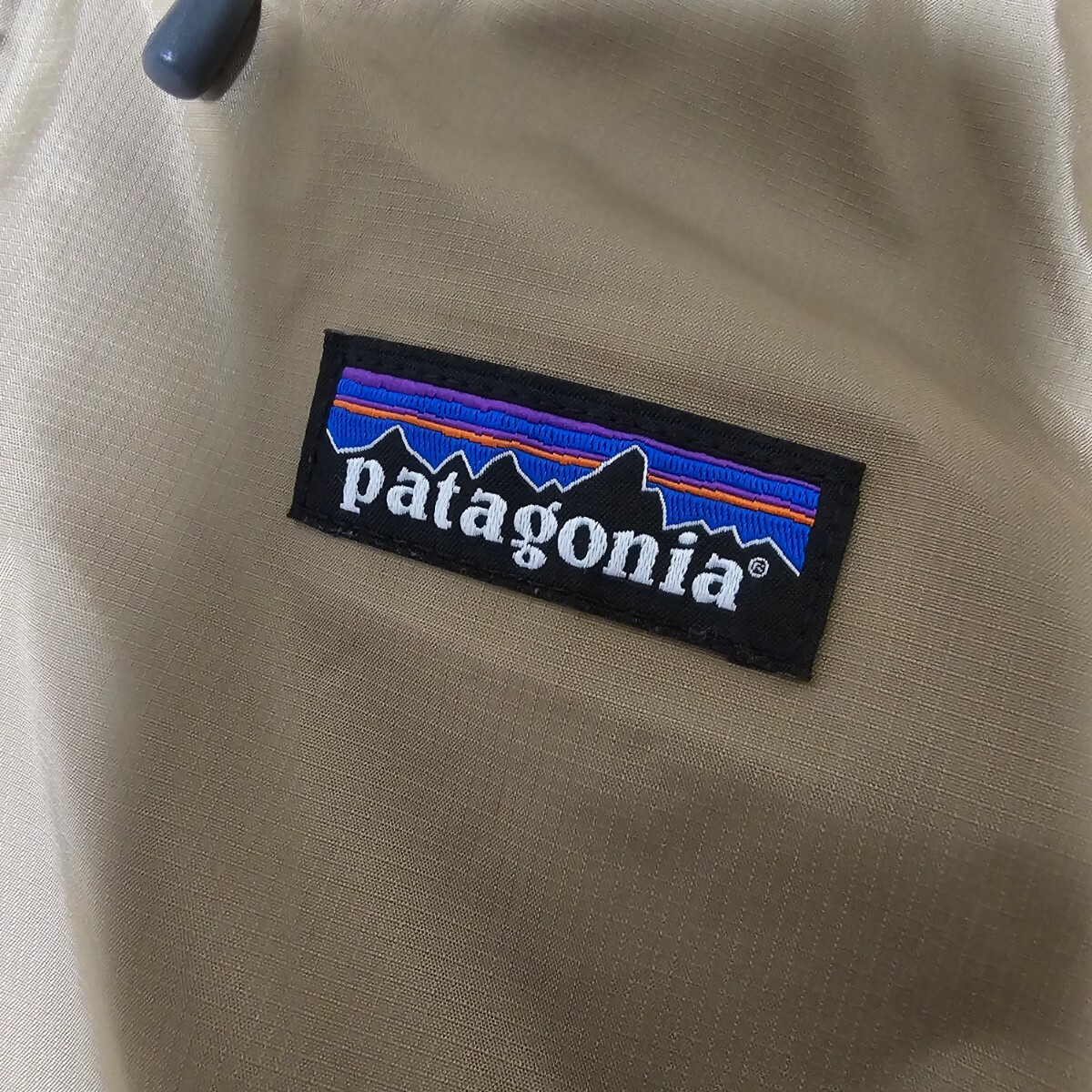 正規品 Patagonia パタゴニア ゴアテックス トレントシェルマウンテンパーカー ジャケット の画像6