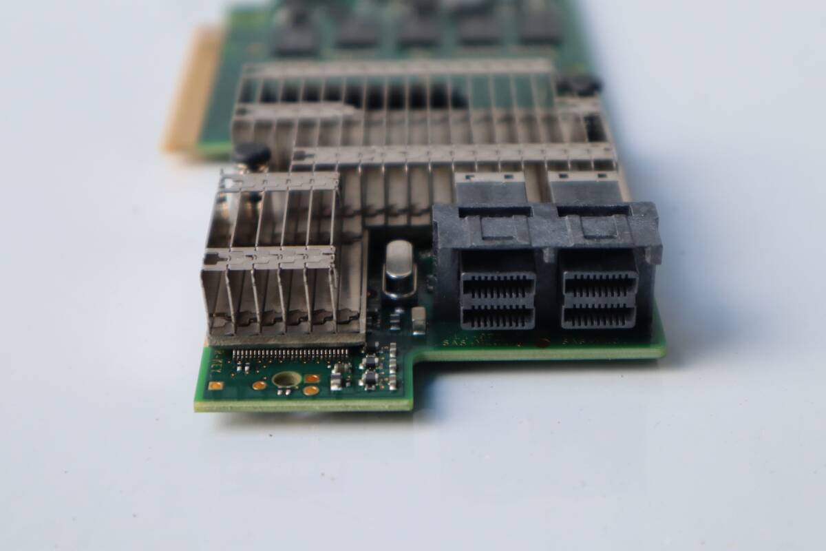 E8262 L Fujitsu D3216-B23 GS1 PRAID EP420i/2GB 8 порт SAS RAID контроллер 