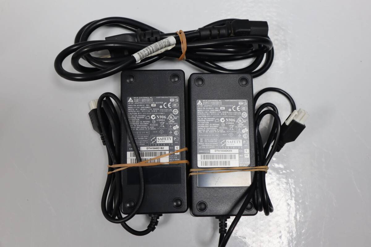 E8380 L 2個セット DELTA EADP-60MB 12V-5A 100-240V ～1.5A コネクター形状:4穴 ルータ充電器 付属品:ACコードの画像1