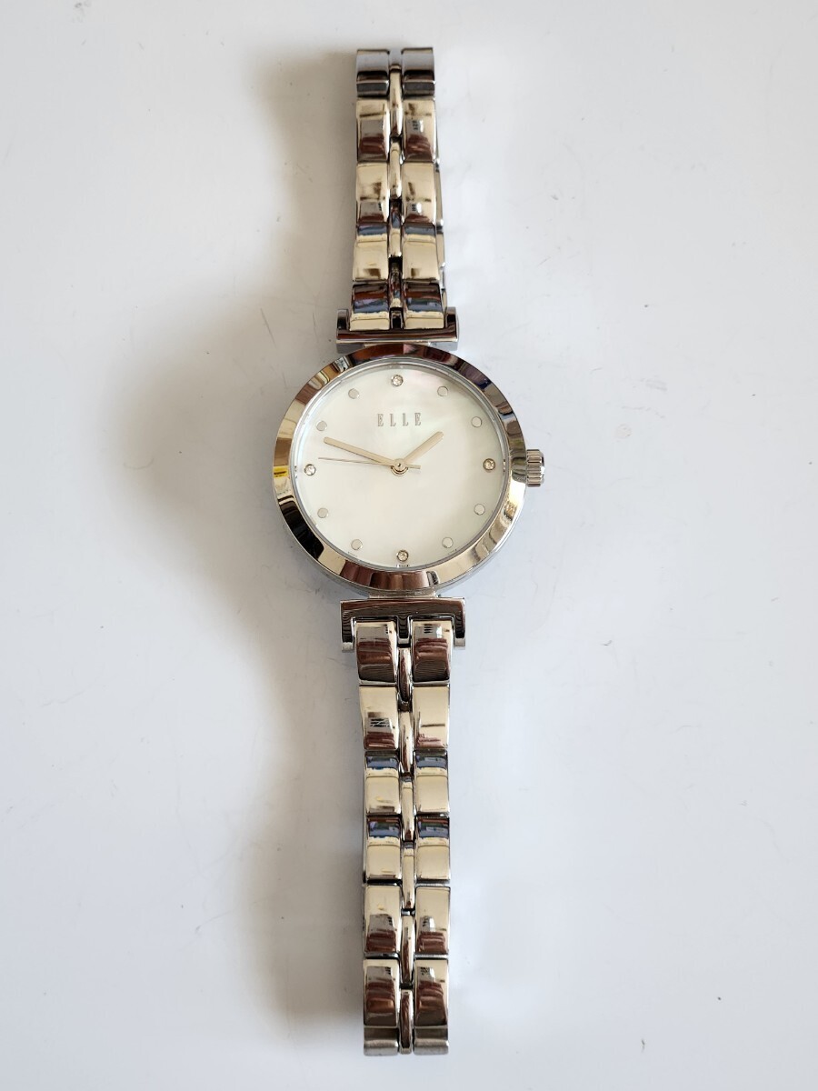 ELLE エル オデヲン 腕時計 ELL21009 ホワイト ストーン 稼働品【SH-41017】の画像4