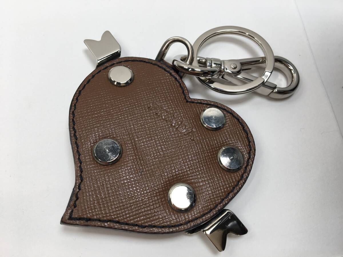 [Пакет бесплатно] Красивые товары Prada Prada Safiano кожаный сердечный ключ держатель Halder Ladies Brown [F4984]