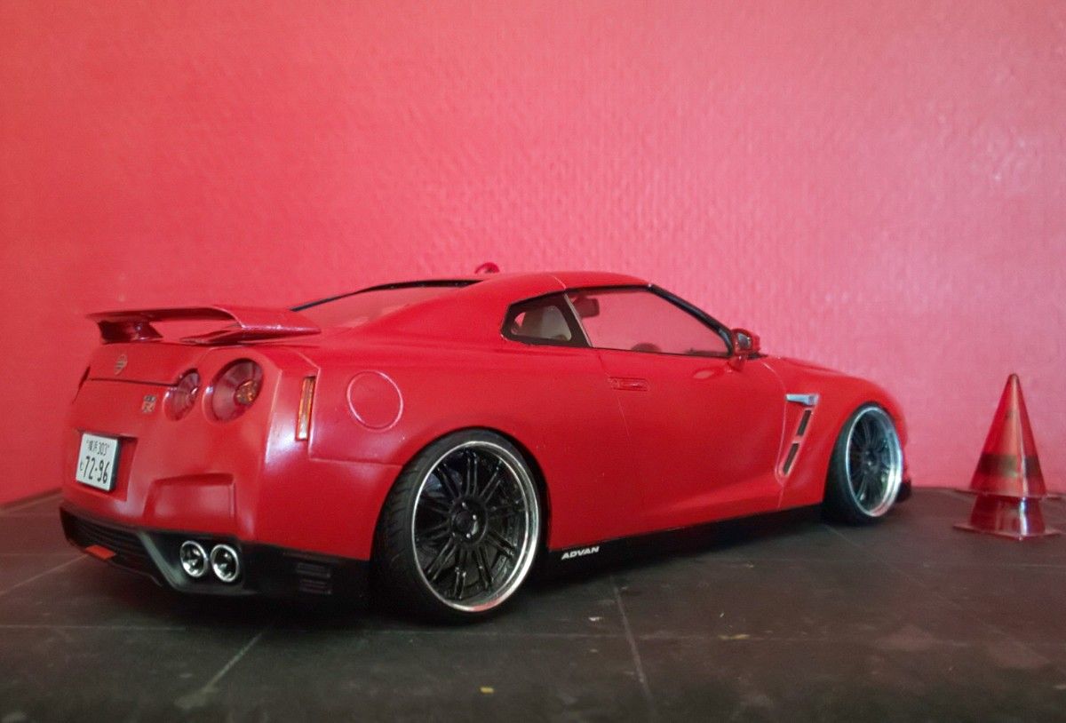 アオシマ さらばあぶない刑事 R35 GT-R Ver.custom 完成品