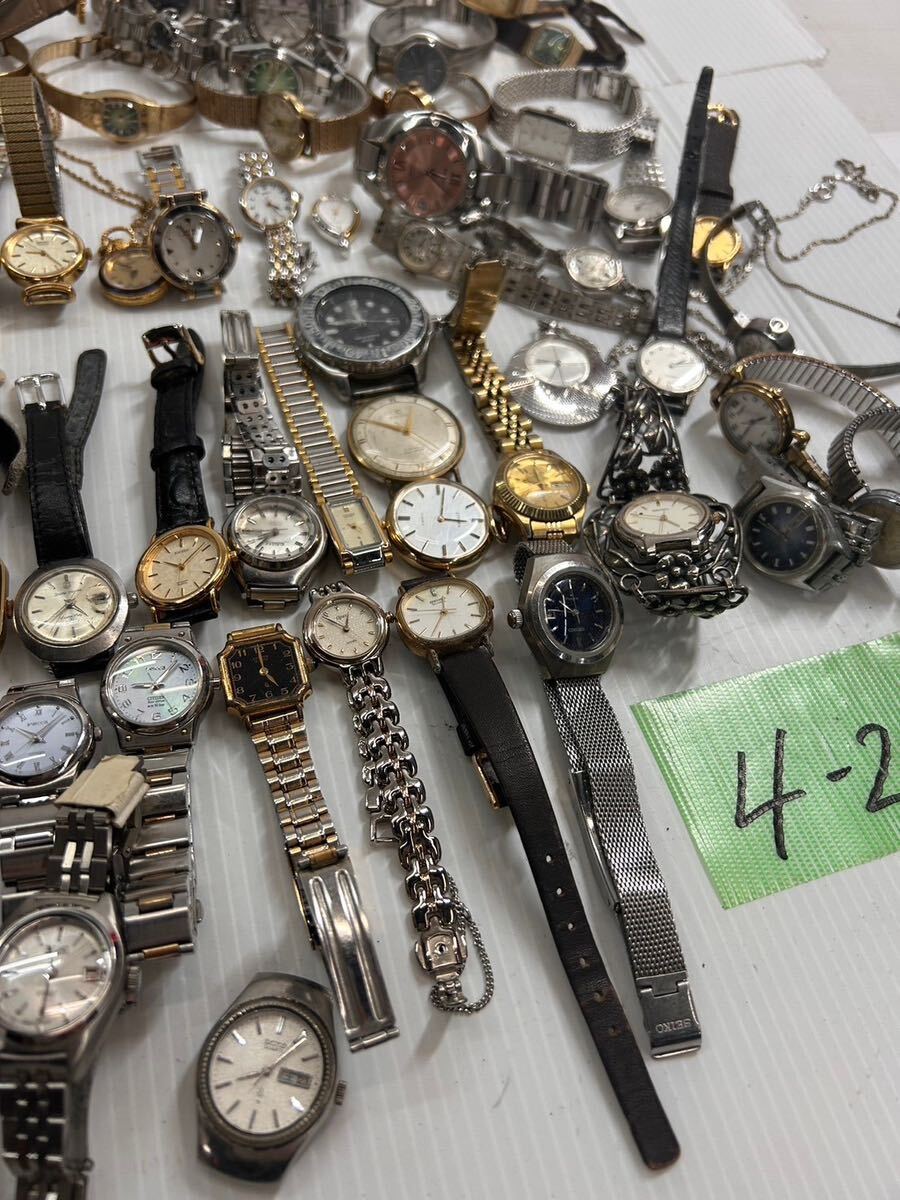 4-24 SEIKO CITIZEN CASIO 腕時計 まとめ売り 約128本 直接引き取り可_画像2