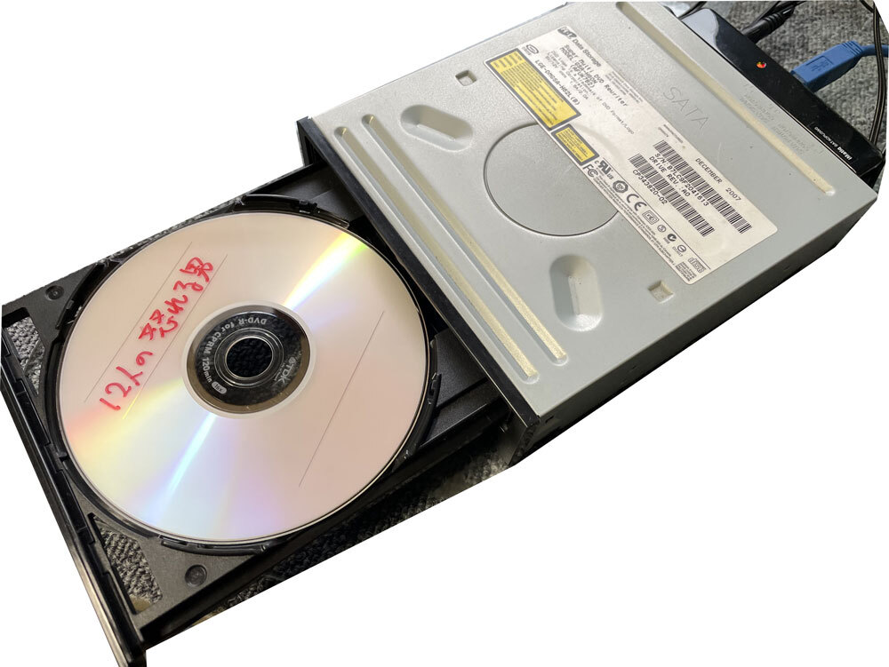 中古 読込動作確認済み H-L Data Storage DVD/RW スーパーマルチ デスクトップ用3.5 SATA 光学ドライブ 送料無料_画像5