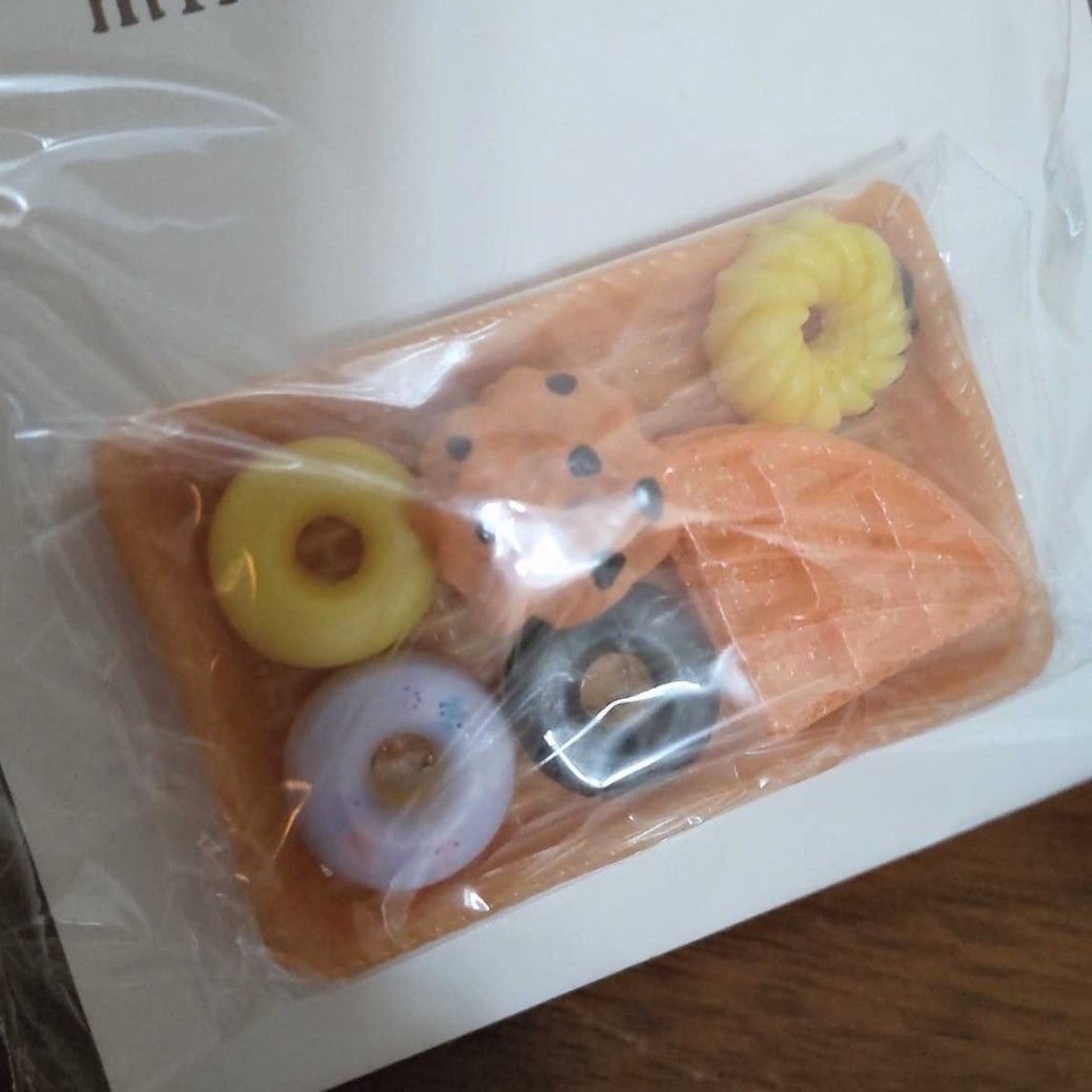 新品 ミニチュアフード パン サンドイッチ 牛乳 ドーナツ ジャム ケーキスタンド ドールハウス 小物 オブジェ 置物 ミニチュア